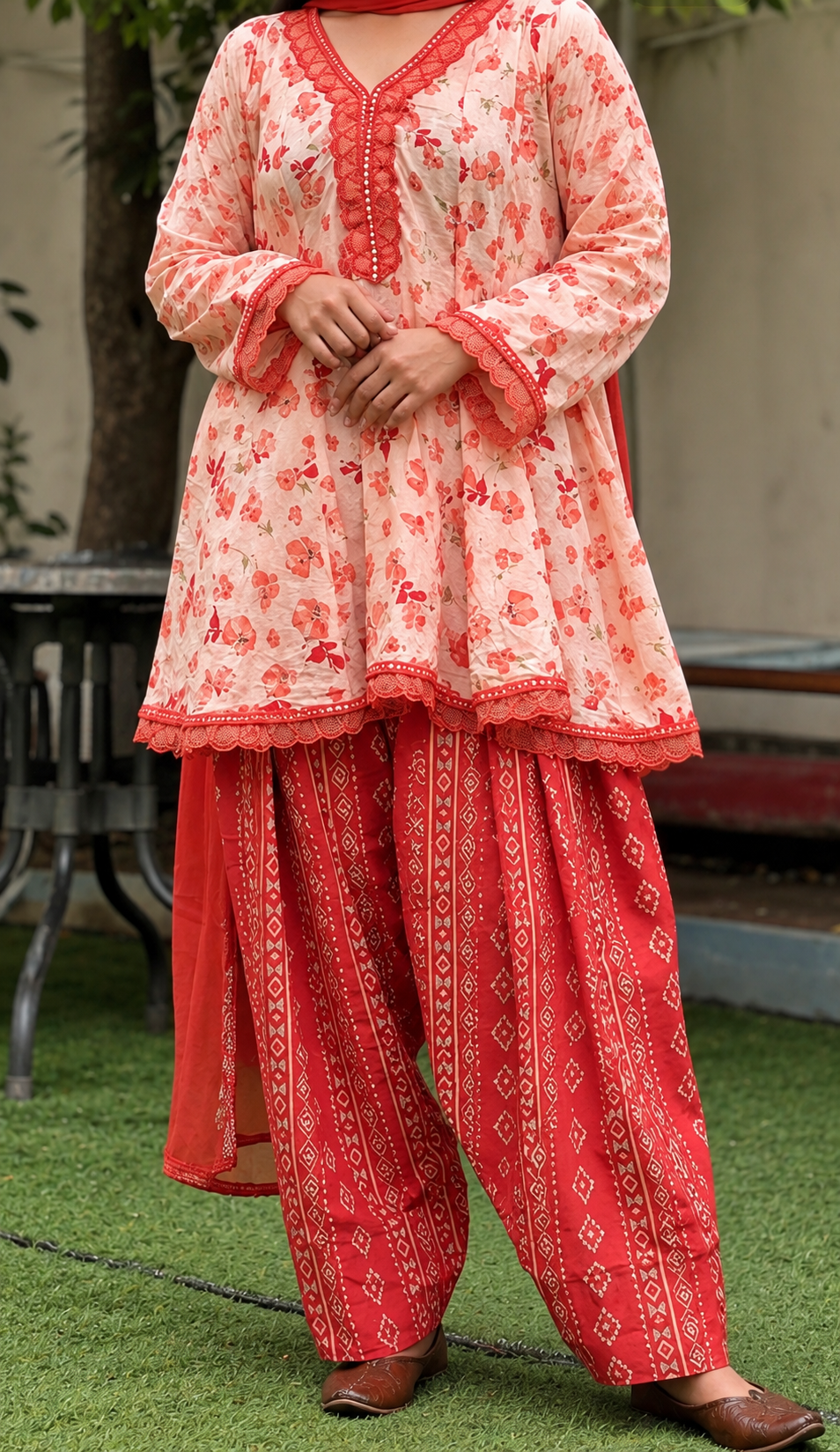 VIRAL PEACH & RUST FARSHI SET